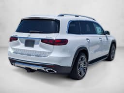 Mercedes-Benz GLS GLS 450 4MATIC SUV 2026 — side view