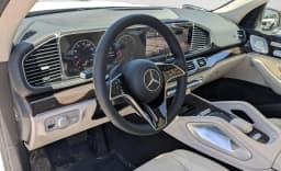 Mercedes-Benz GLS GLS 450 4MATIC SUV 2026 — side view