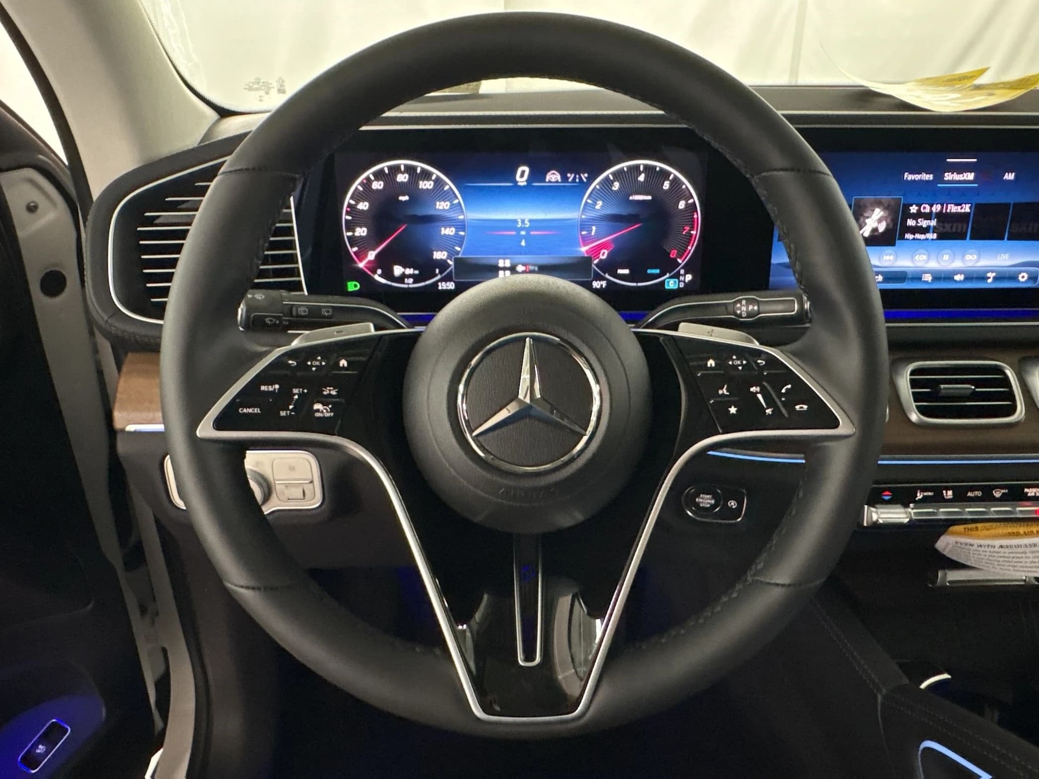 Mercedes-Benz GLS GLS 450 4MATIC SUV 2026 — side view