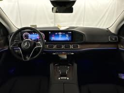 Mercedes-Benz GLS GLS 450 4MATIC SUV 2026 — side view
