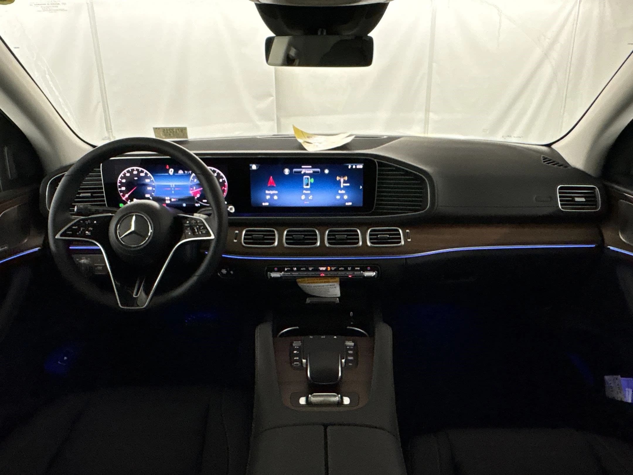 Mercedes-Benz GLS GLS 450 4MATIC SUV 2026 — side view