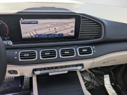 Mercedes-Benz GLS GLS 450 4MATIC SUV 2026 — side view
