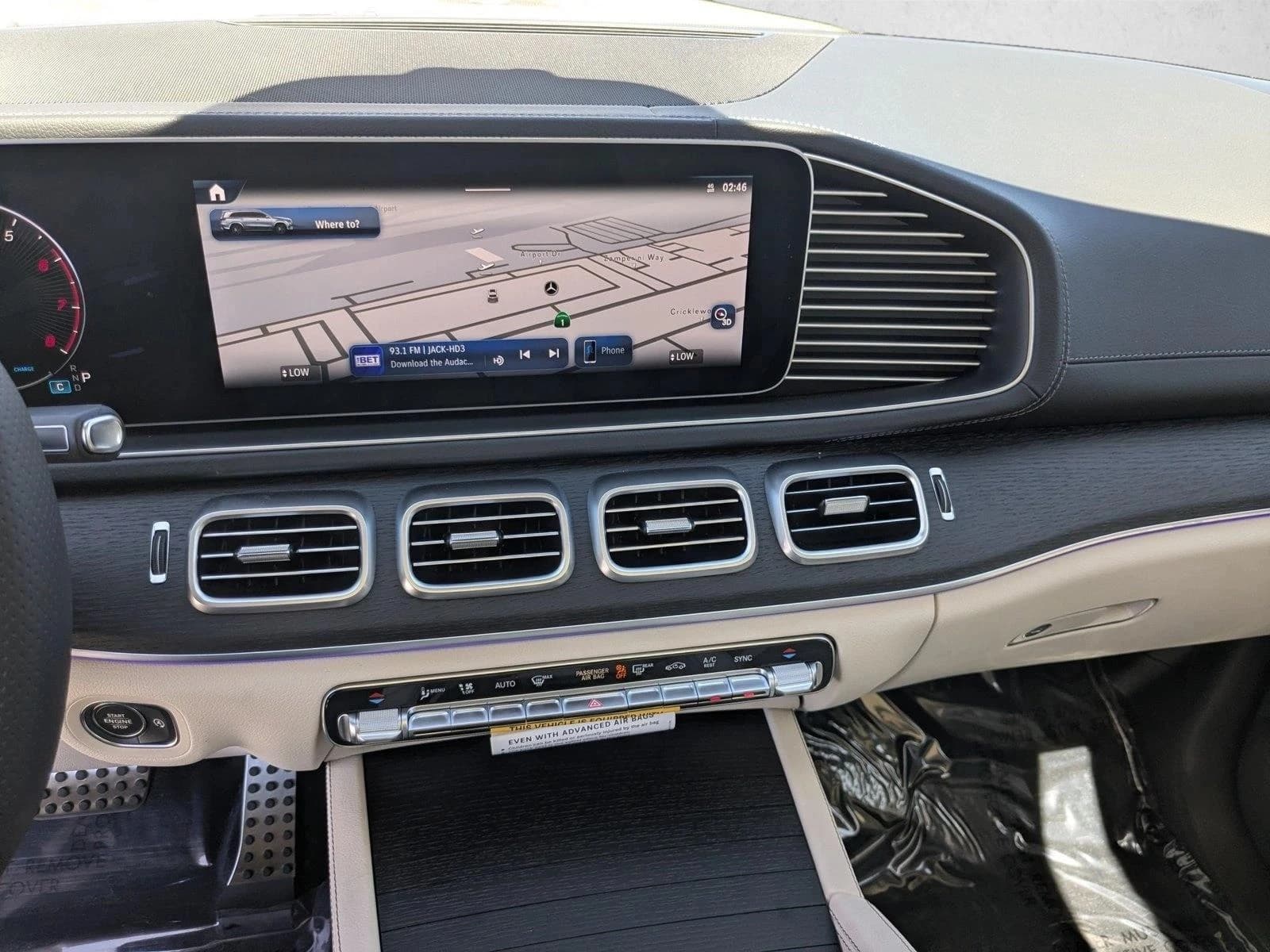 Mercedes-Benz GLS GLS 450 4MATIC SUV 2026 — side view