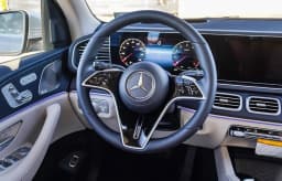 Mercedes-Benz GLS GLS 450 4MATIC SUV 2026 — side view