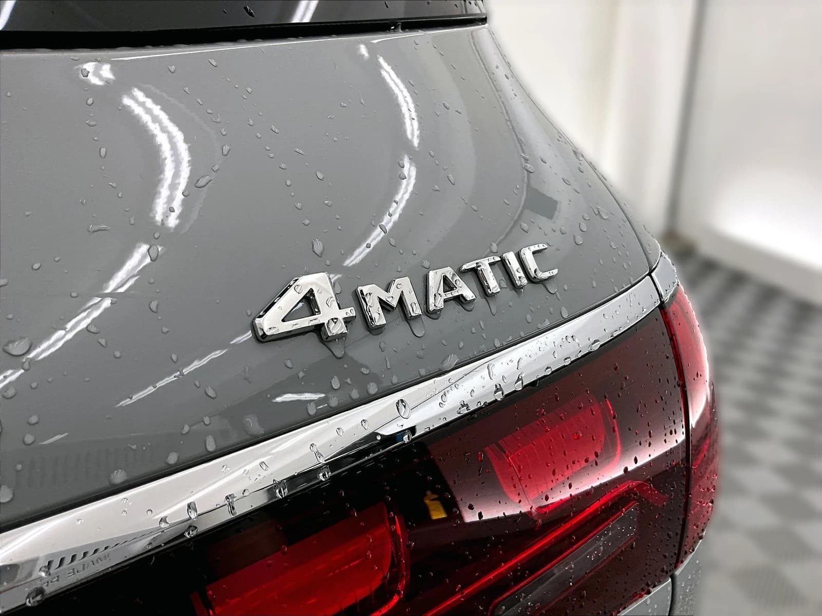 Mercedes-Benz GLS GLS 450 4MATIC SUV 2026 — side view