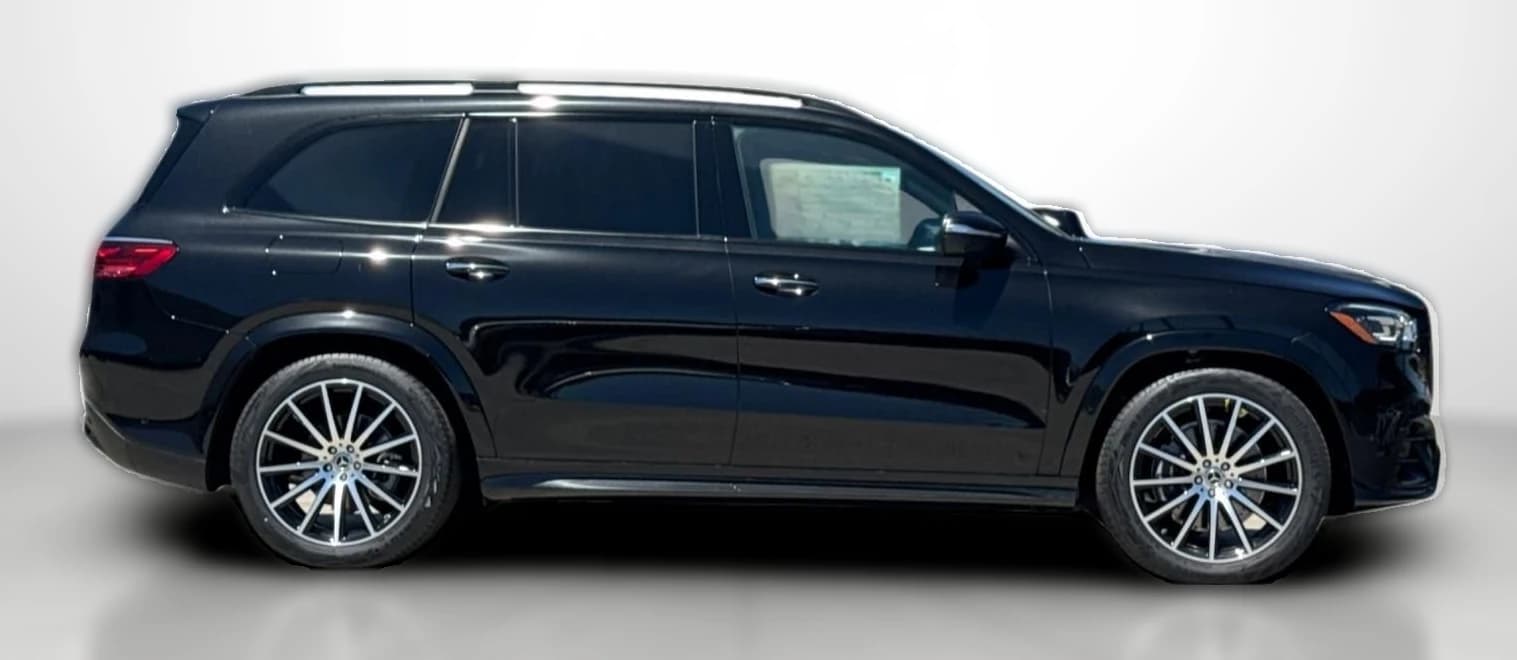 Mercedes-Benz GLS GLS 450 4MATIC SUV 2026 — side view