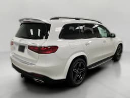 Mercedes-Benz GLS GLS 450 4MATIC SUV 2026 — side view