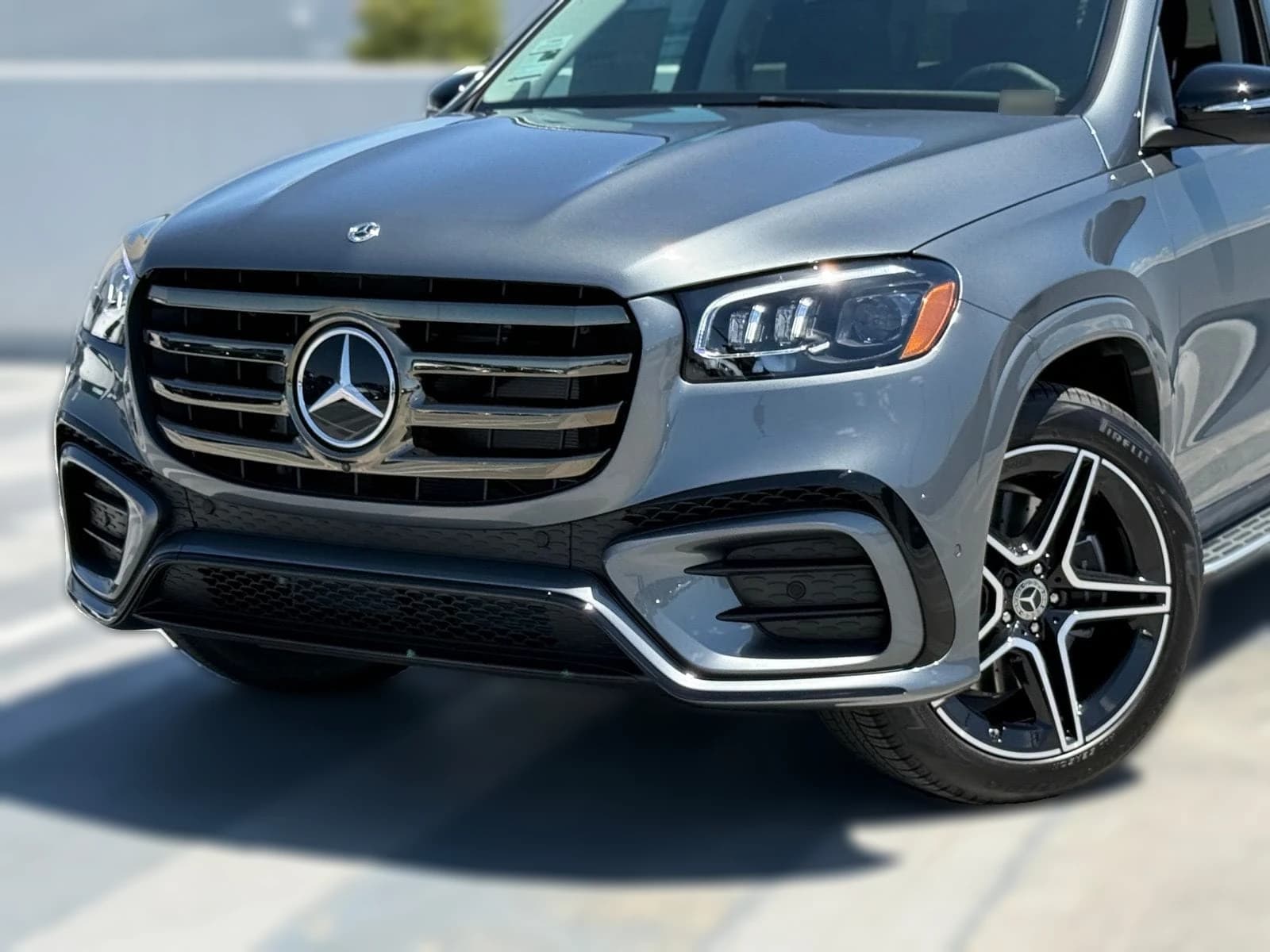 Mercedes-Benz GLS GLS 450 4MATIC SUV 2026 — side view