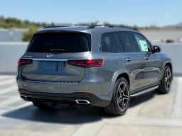Mercedes-Benz GLS GLS 450 4MATIC SUV 2026 — side view