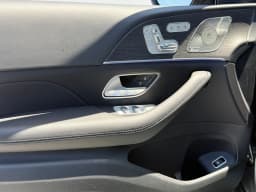 Mercedes-Benz GLS GLS 450 4MATIC SUV 2026 — side view