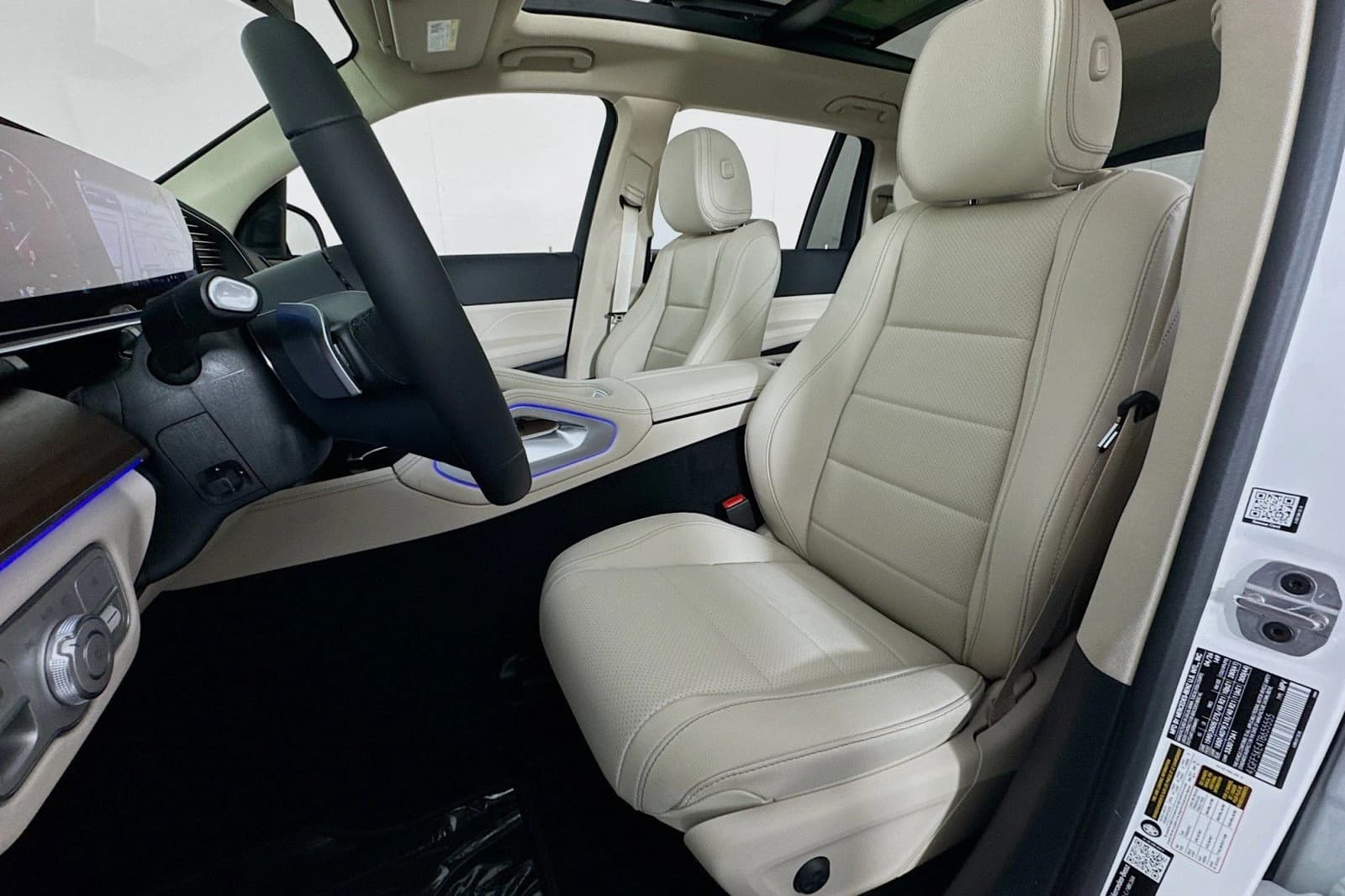 Mercedes-Benz GLS GLS 450 4MATIC SUV 2026 — side view