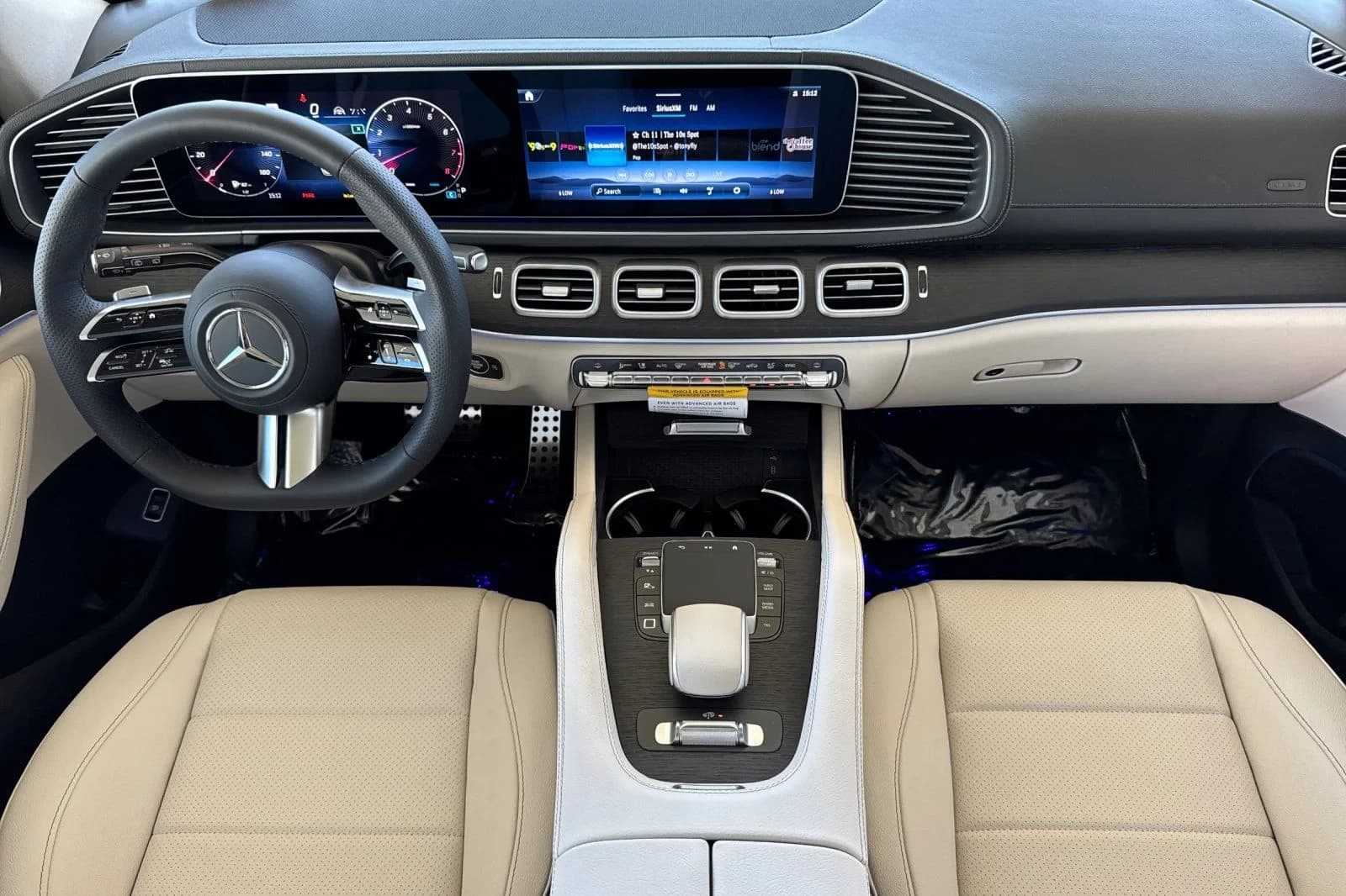 Mercedes-Benz GLS GLS 450 4MATIC SUV 2026 — side view