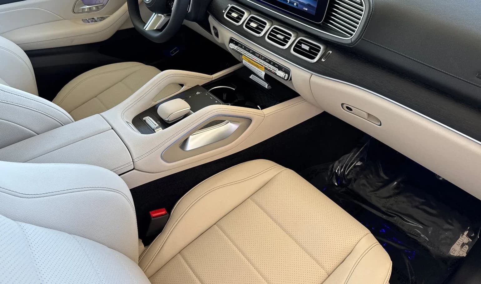 Mercedes-Benz GLS GLS 450 4MATIC SUV 2026 — side view