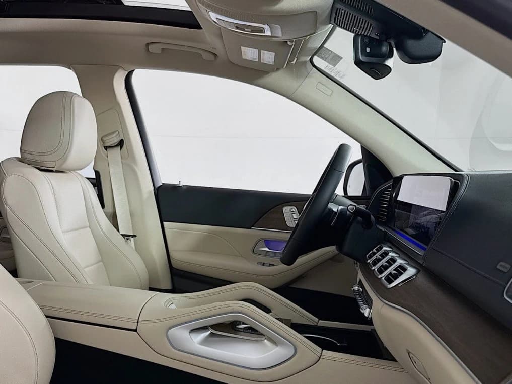Mercedes-Benz GLS GLS 450 4MATIC SUV 2026 — side view
