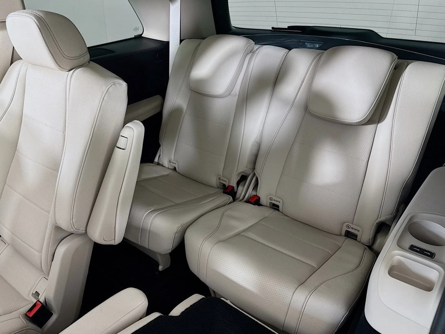 Mercedes-Benz GLS GLS 450 4MATIC SUV 2026 — side view