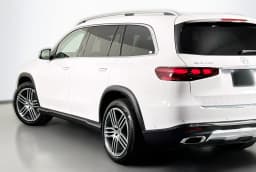 Mercedes-Benz GLS GLS 450 4MATIC SUV 2026 — side view