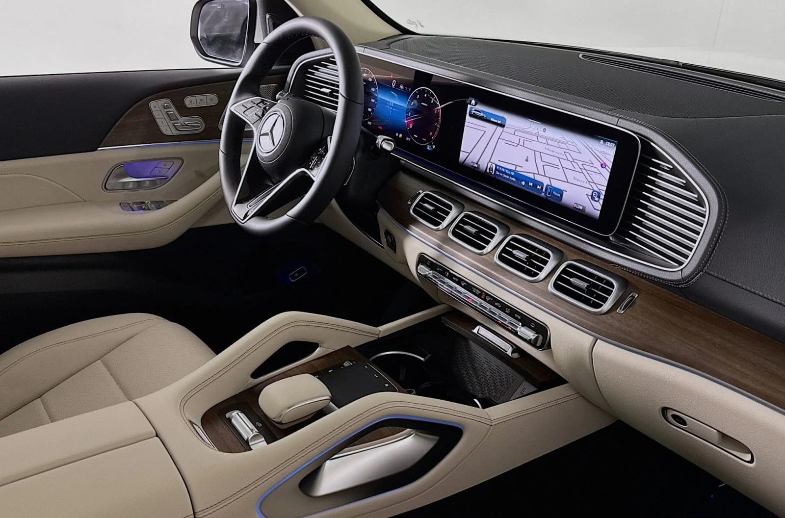Mercedes-Benz GLS GLS 450 4MATIC SUV 2026 — side view