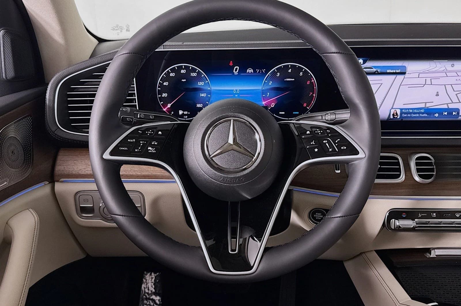 Mercedes-Benz GLS GLS 450 4MATIC SUV 2026 — side view