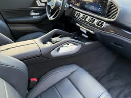 Mercedes-Benz GLS GLS 450 4MATIC SUV 2026 — side view