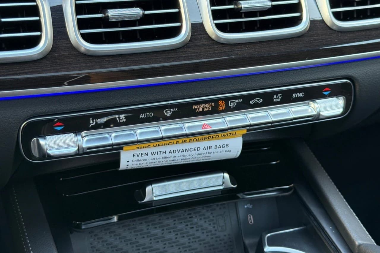 Mercedes-Benz GLS GLS 450 4MATIC SUV 2026 — side view