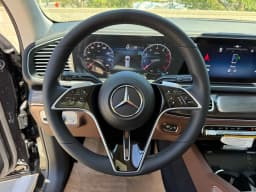 Mercedes-Benz GLS GLS 450 4MATIC SUV 2026 — side view