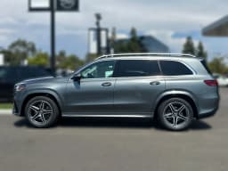 Mercedes-Benz GLS GLS 450 4MATIC SUV 2026 — side view