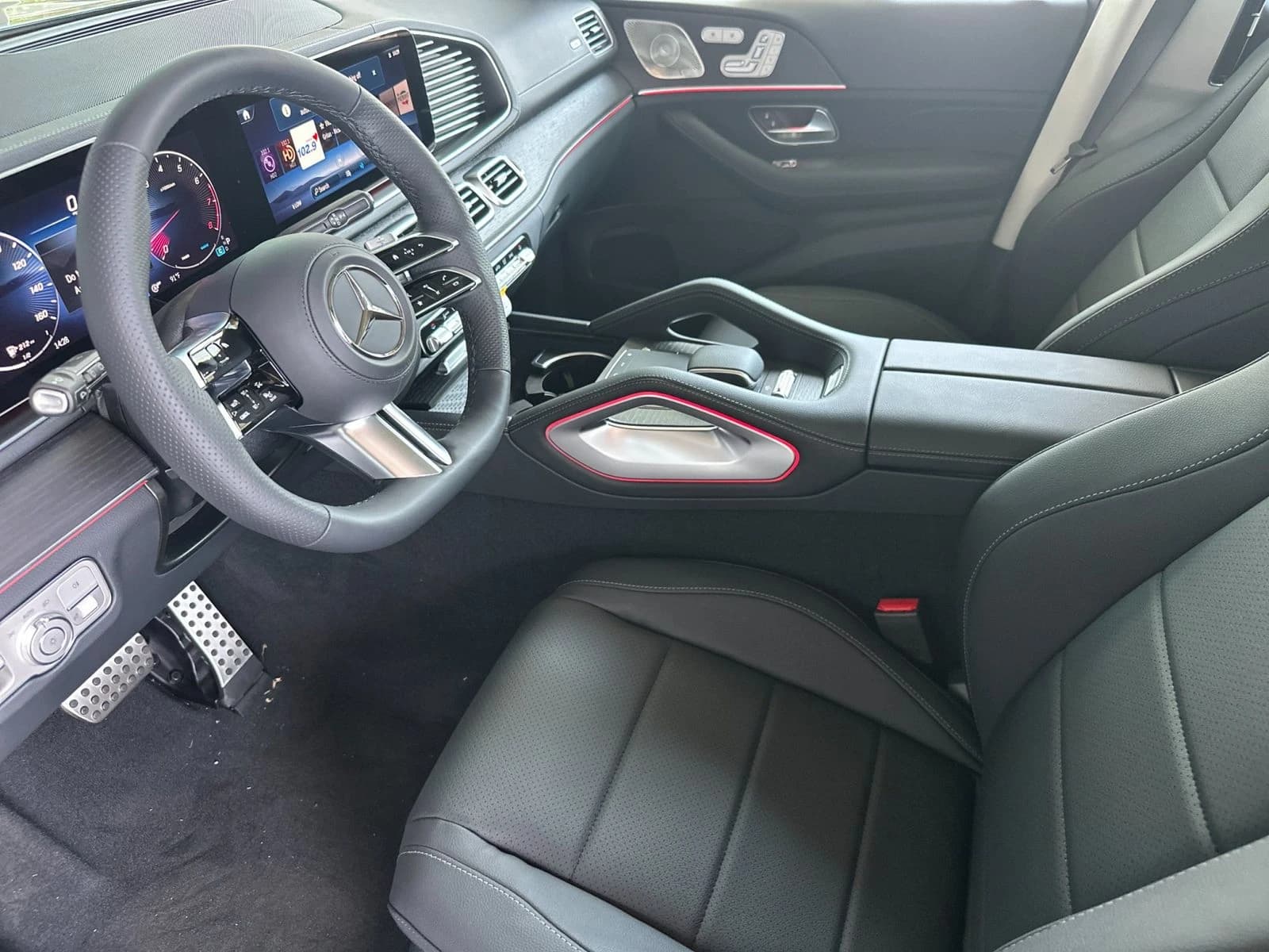 Mercedes-Benz GLS GLS 450 4MATIC SUV 2026 — side view