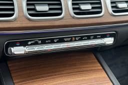 Mercedes-Benz GLS GLS 450 4MATIC SUV 2026 — side view