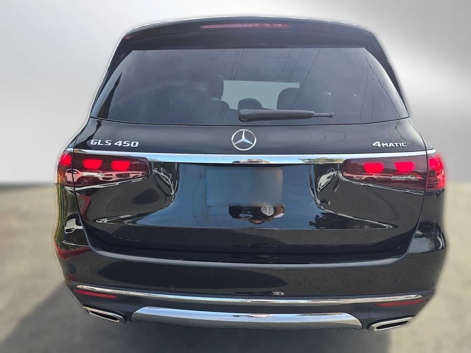 Mercedes-Benz GLS GLS 450 4MATIC SUV 2026 — side view