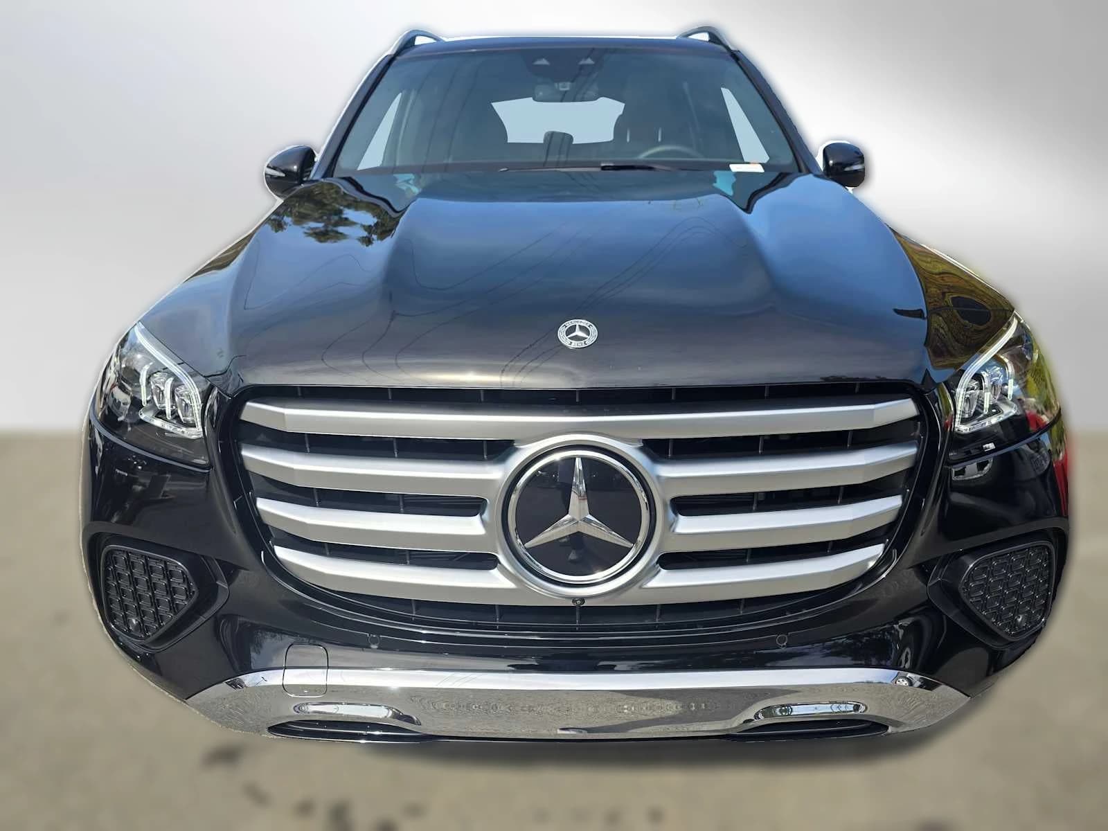 Mercedes-Benz GLS GLS 450 4MATIC SUV 2026 — side view