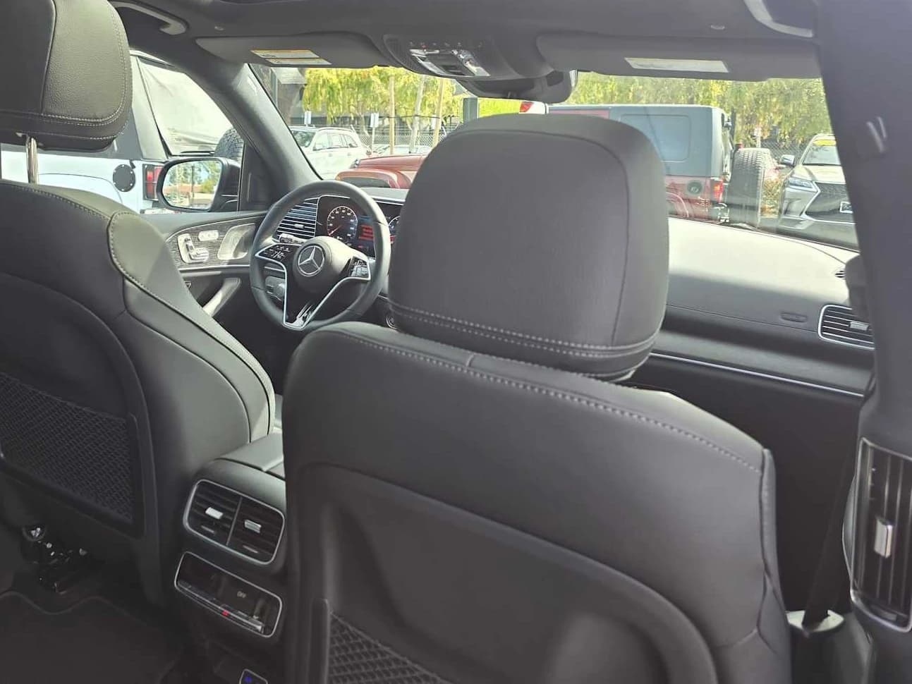 Mercedes-Benz GLS GLS 450 4MATIC SUV 2026 — side view