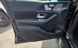 Mercedes-Benz GLS GLS 450 4MATIC SUV 2026 — side view