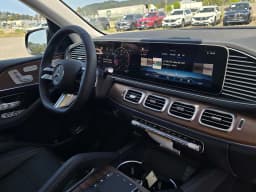 Mercedes-Benz GLS GLS 450 4MATIC SUV 2026 — side view