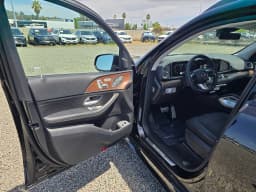 Mercedes-Benz GLS GLS 450 4MATIC SUV 2026 — side view