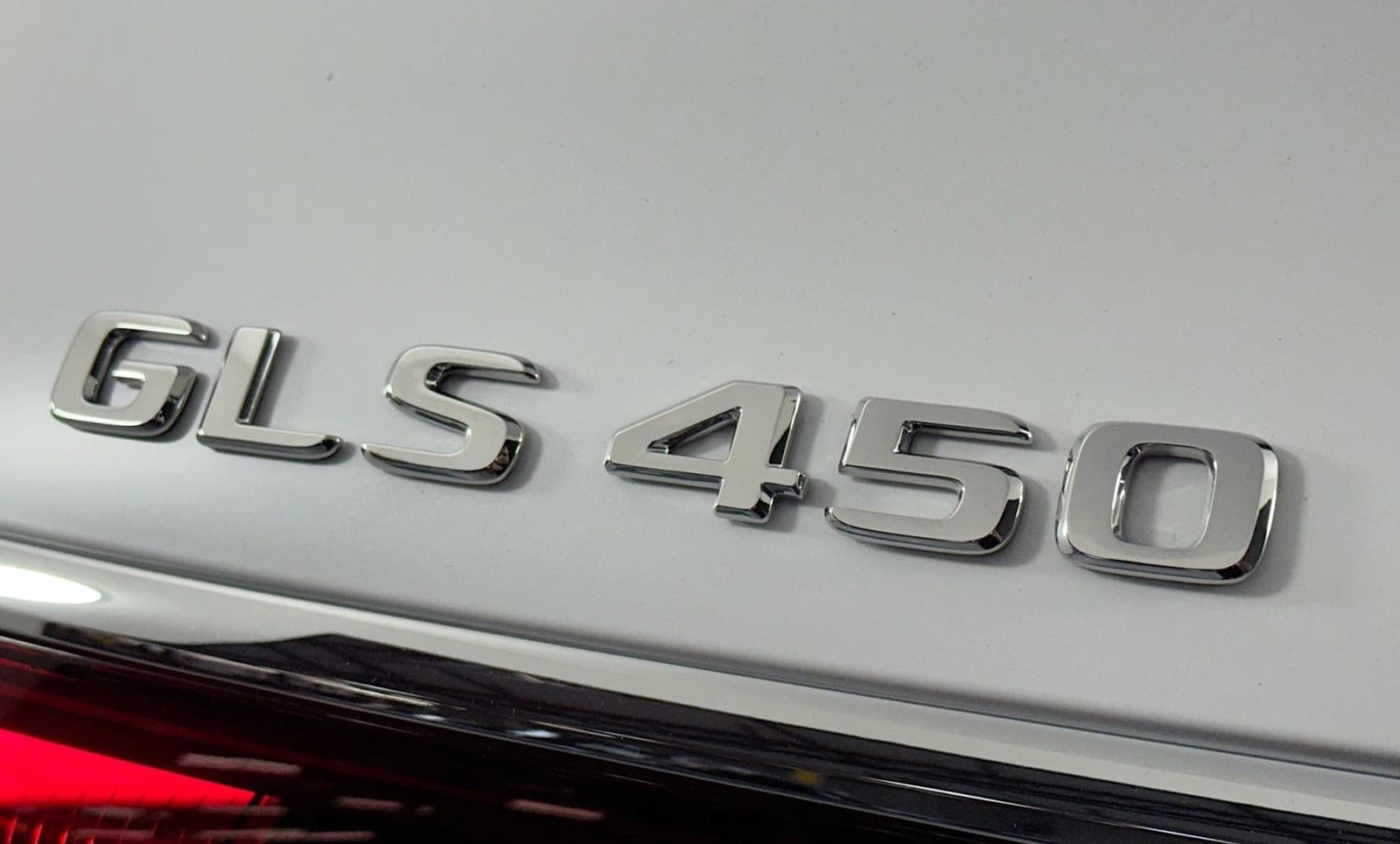 Mercedes-Benz GLS GLS 450 4MATIC SUV 2026 — side view
