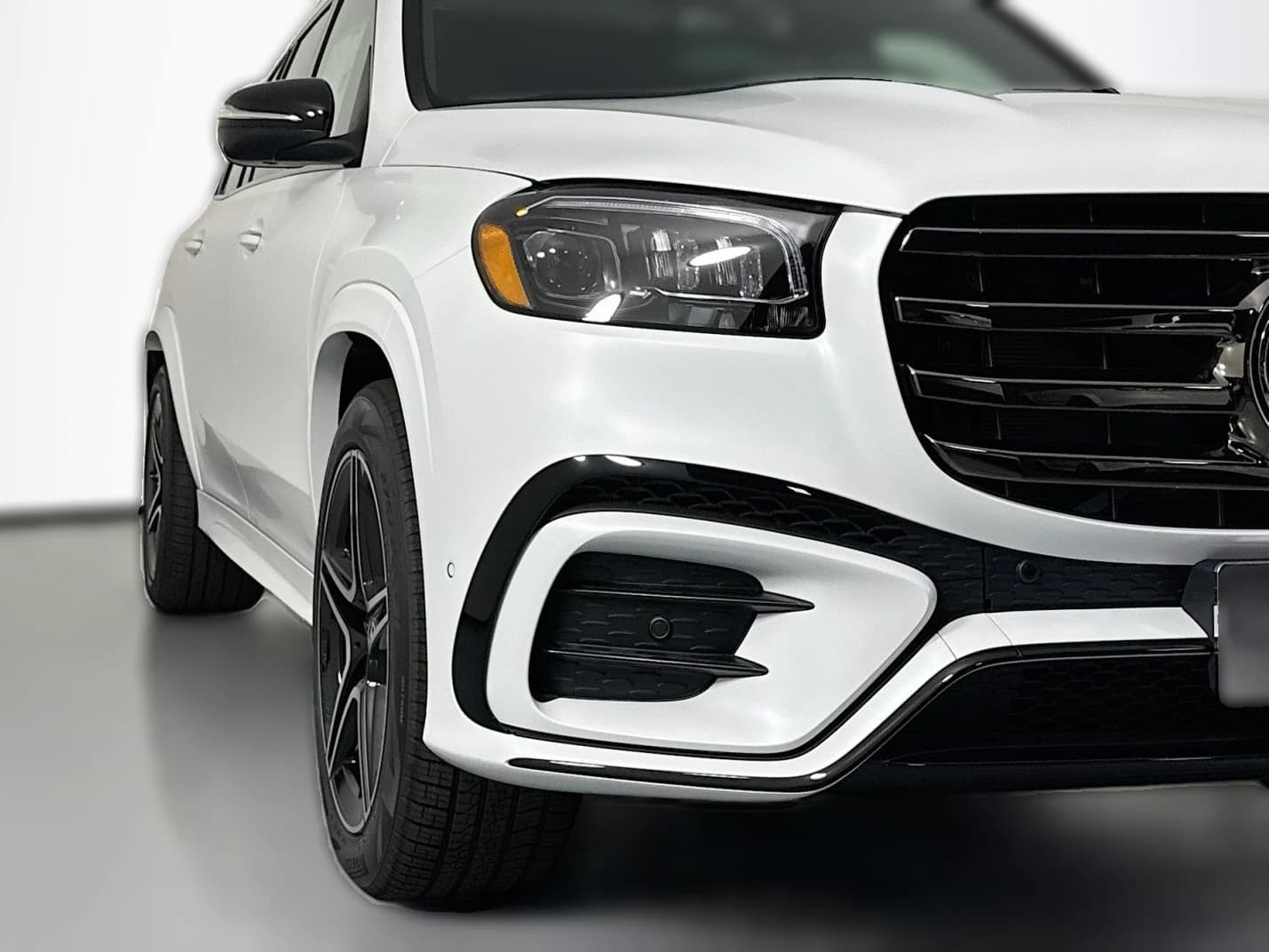 Mercedes-Benz GLS GLS 450 4MATIC SUV 2026 — side view