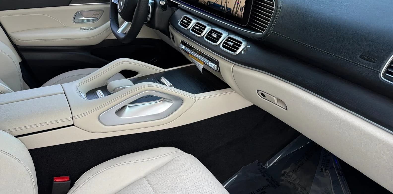 Mercedes-Benz GLS GLS 450 4MATIC SUV 2026 — side view