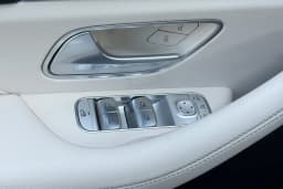 Mercedes-Benz GLS GLS 450 4MATIC SUV 2026 — side view