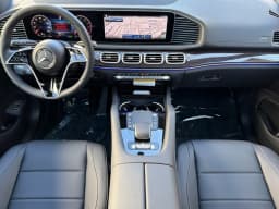 Mercedes-Benz GLS GLS 450 4MATIC SUV 2026 — side view