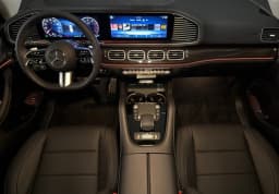Mercedes-Benz GLS GLS 450 4MATIC SUV 2026 — side view