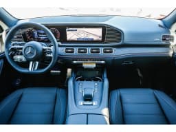 Mercedes-Benz GLS GLS 450 4MATIC SUV 2026 — side view