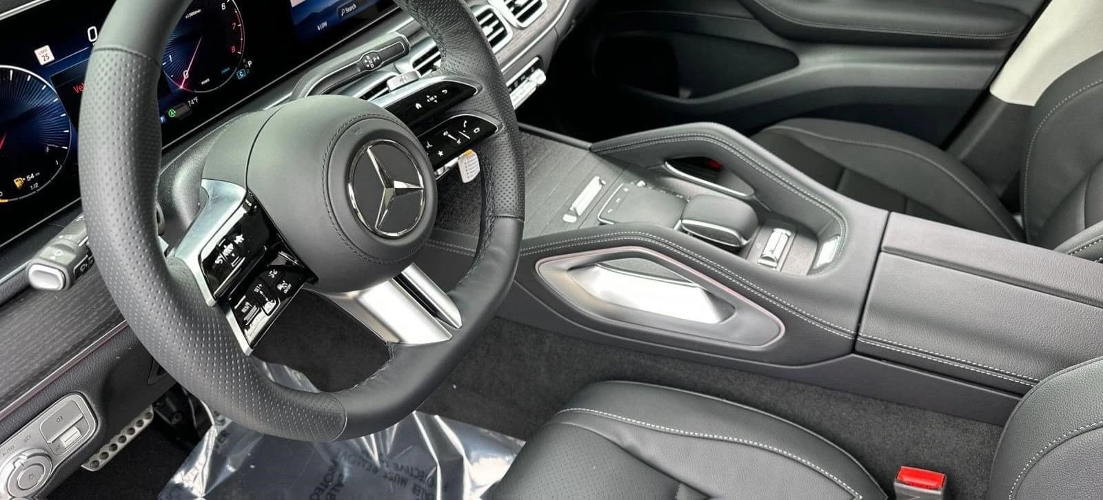 Mercedes-Benz GLS GLS 450 4MATIC SUV 2026 — side view