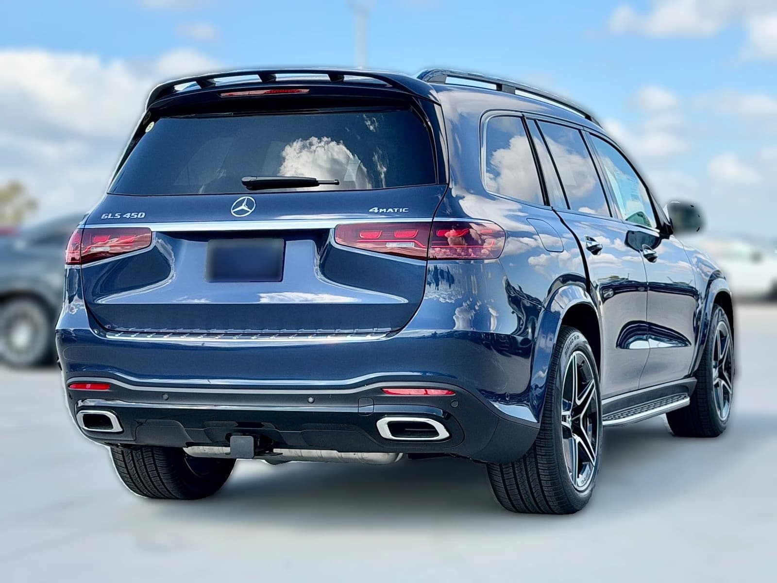 Mercedes-Benz GLS GLS 450 4MATIC SUV 2026 — side view