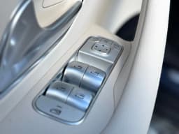 Mercedes-Benz GLS GLS 450 4MATIC SUV 2026 — side view