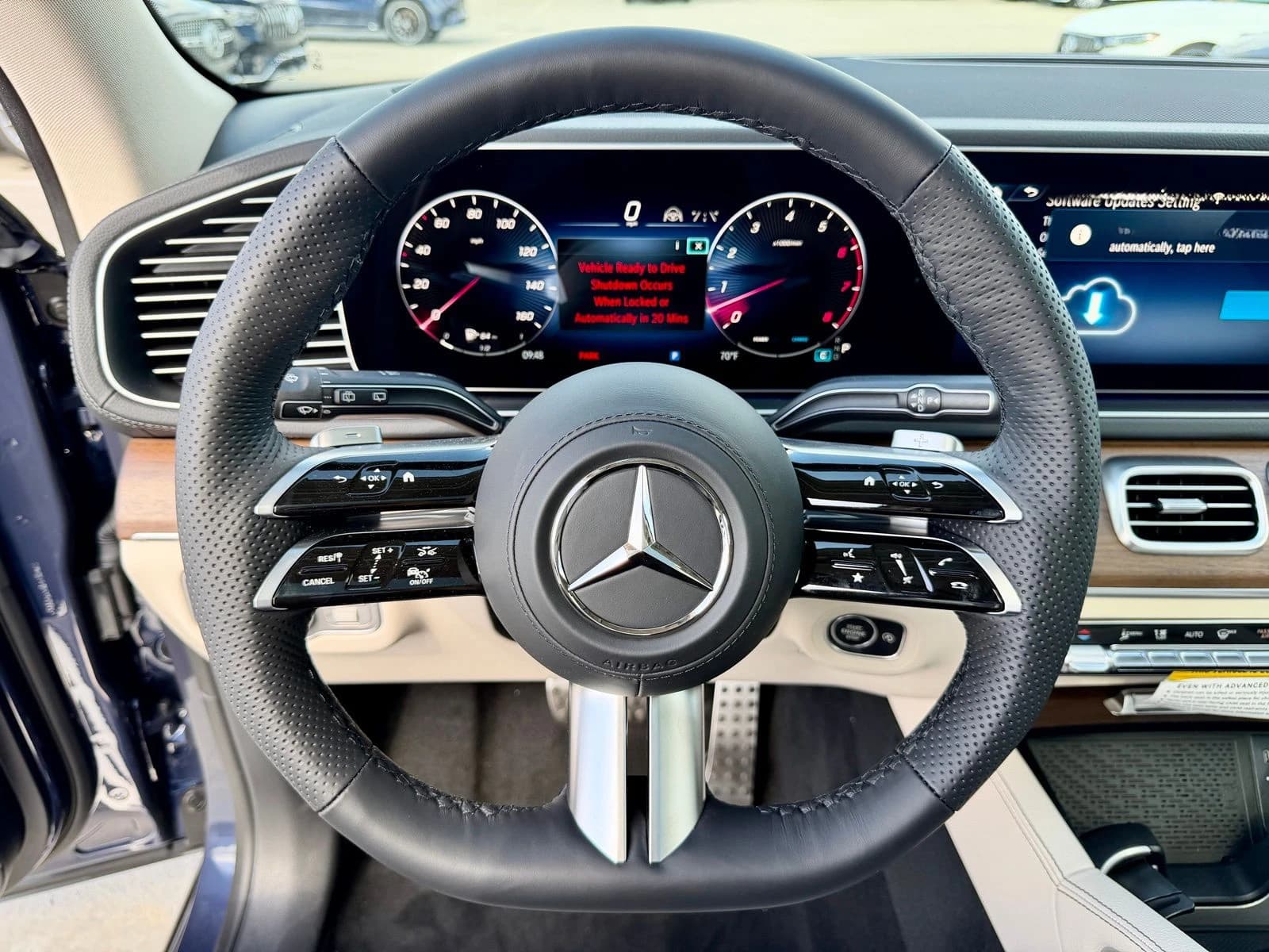 Mercedes-Benz GLS GLS 450 4MATIC SUV 2026 — side view