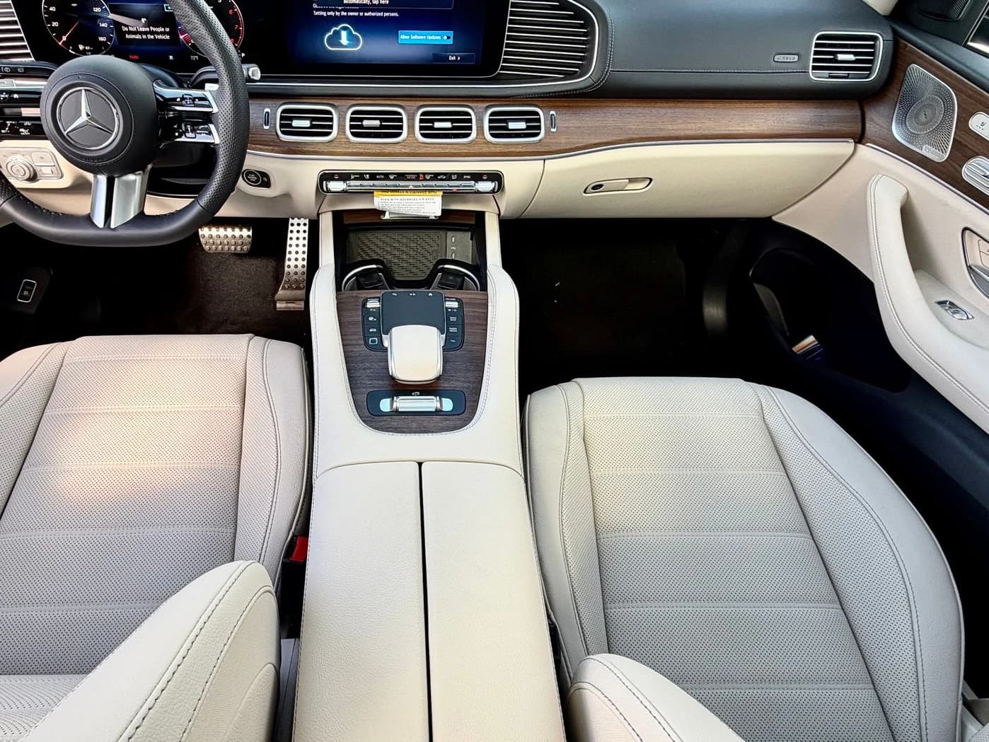 Mercedes-Benz GLS GLS 450 4MATIC SUV 2026 — side view