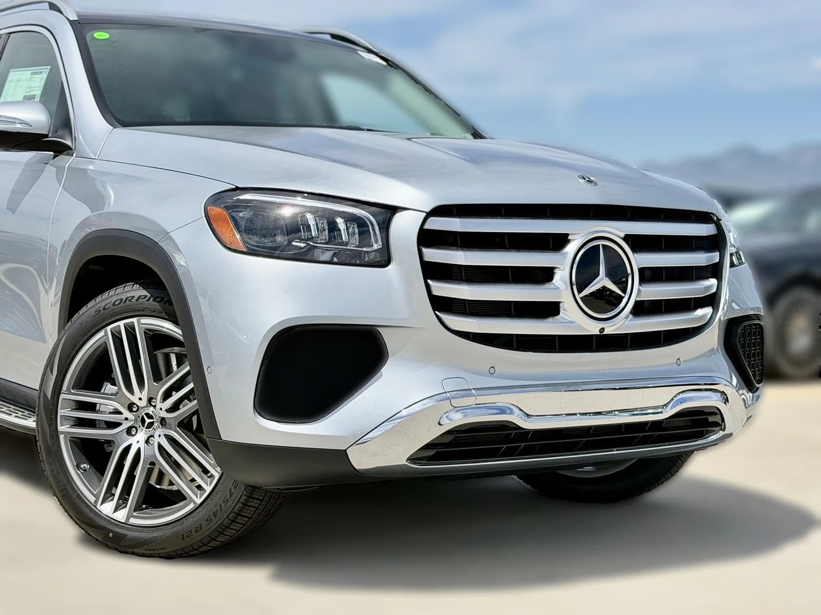 Mercedes-Benz GLS GLS 450 4MATIC SUV 2026 — side view
