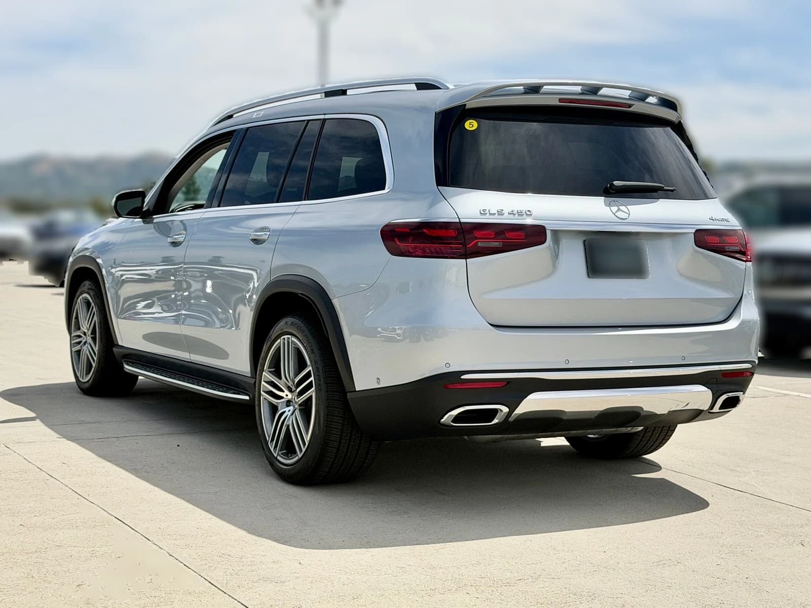 Mercedes-Benz GLS GLS 450 4MATIC SUV 2026 — side view