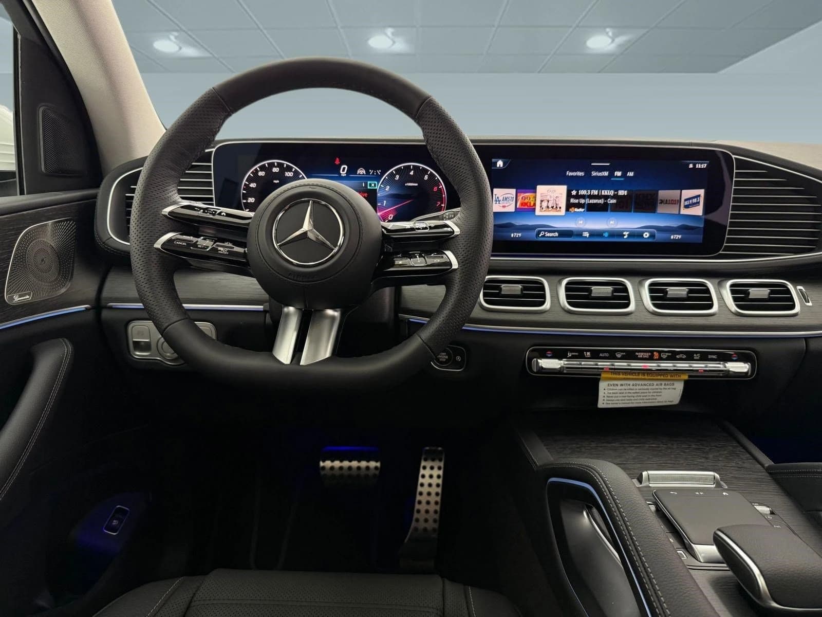 Mercedes-Benz GLS GLS 450 4MATIC SUV 2026 — side view