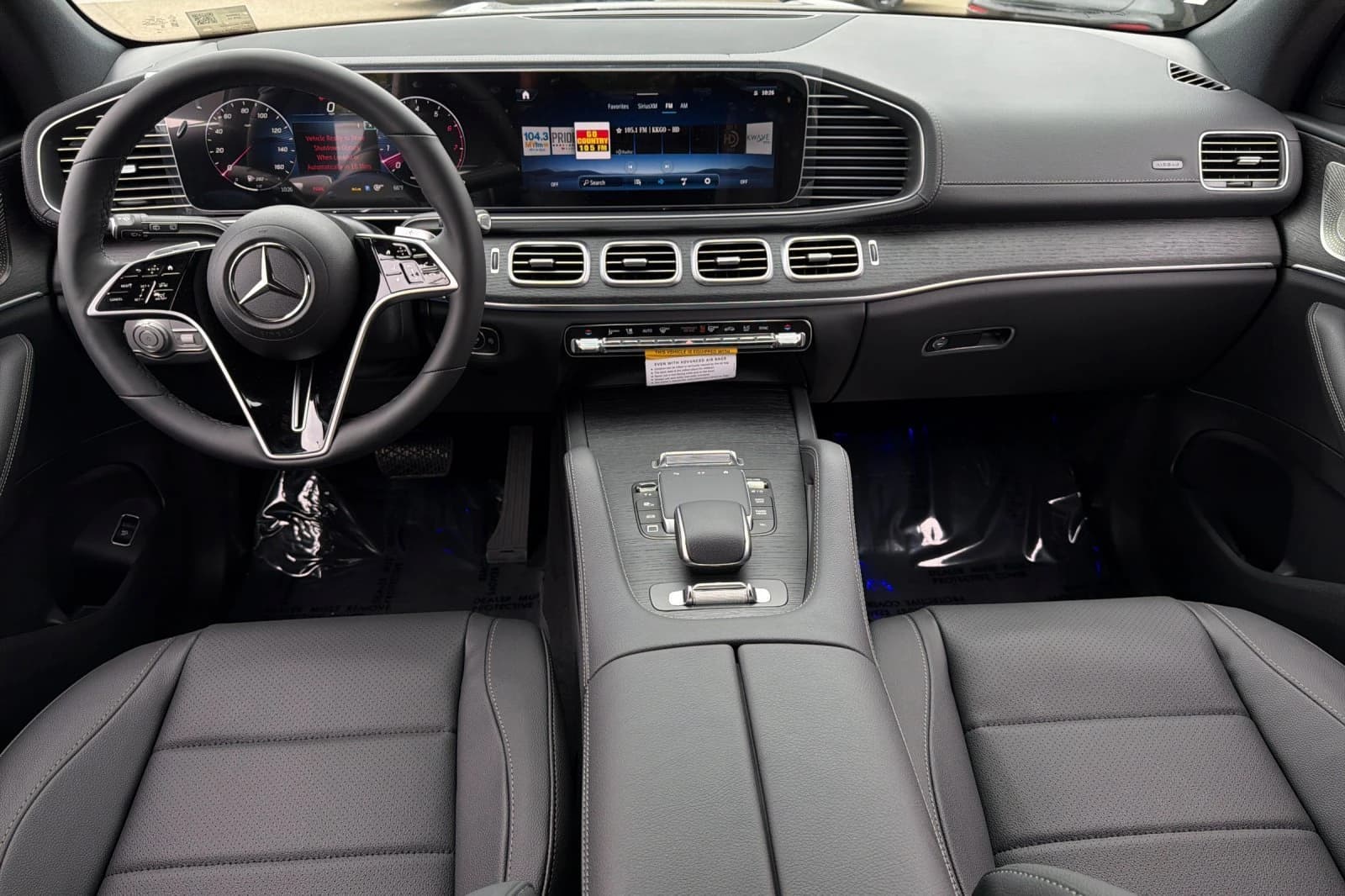 Mercedes-Benz GLS GLS 450 4MATIC SUV 2026 — side view